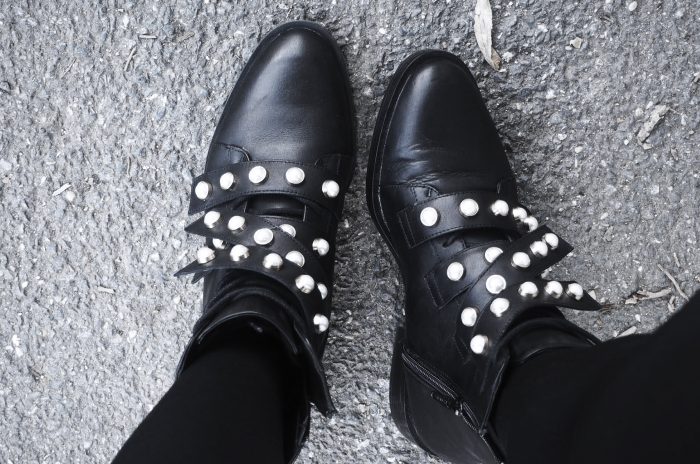 Tenue femme automne : bottes de perles