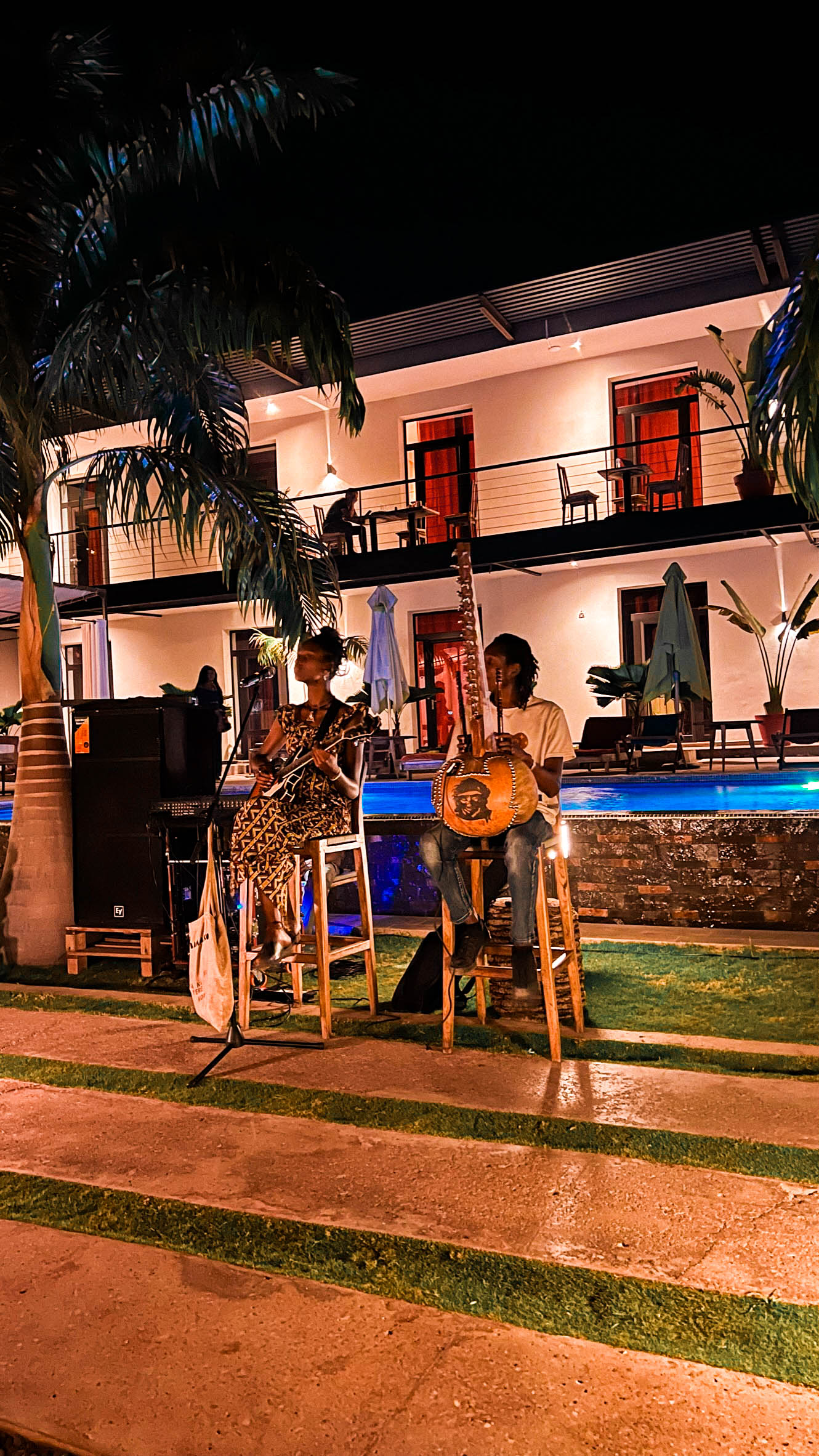 Tourisme Bamako : Au bord de l'eau, Hôtel à Bamako avec piscine et restaurant.