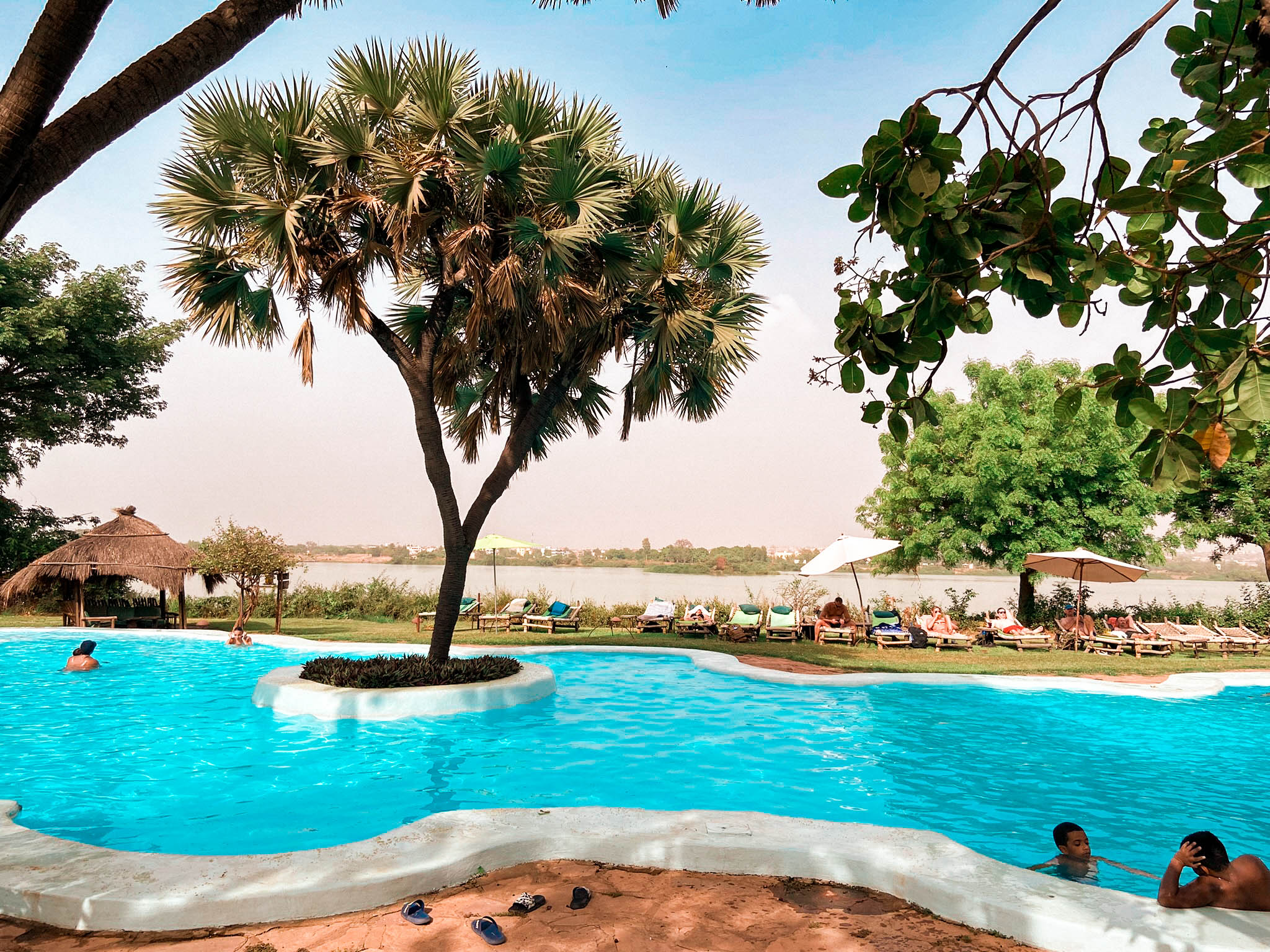 Badalodge Bamako : Piscine avec vue sur le fleuve, Restaurant, hôtel. Visiter Bamako, que faire?