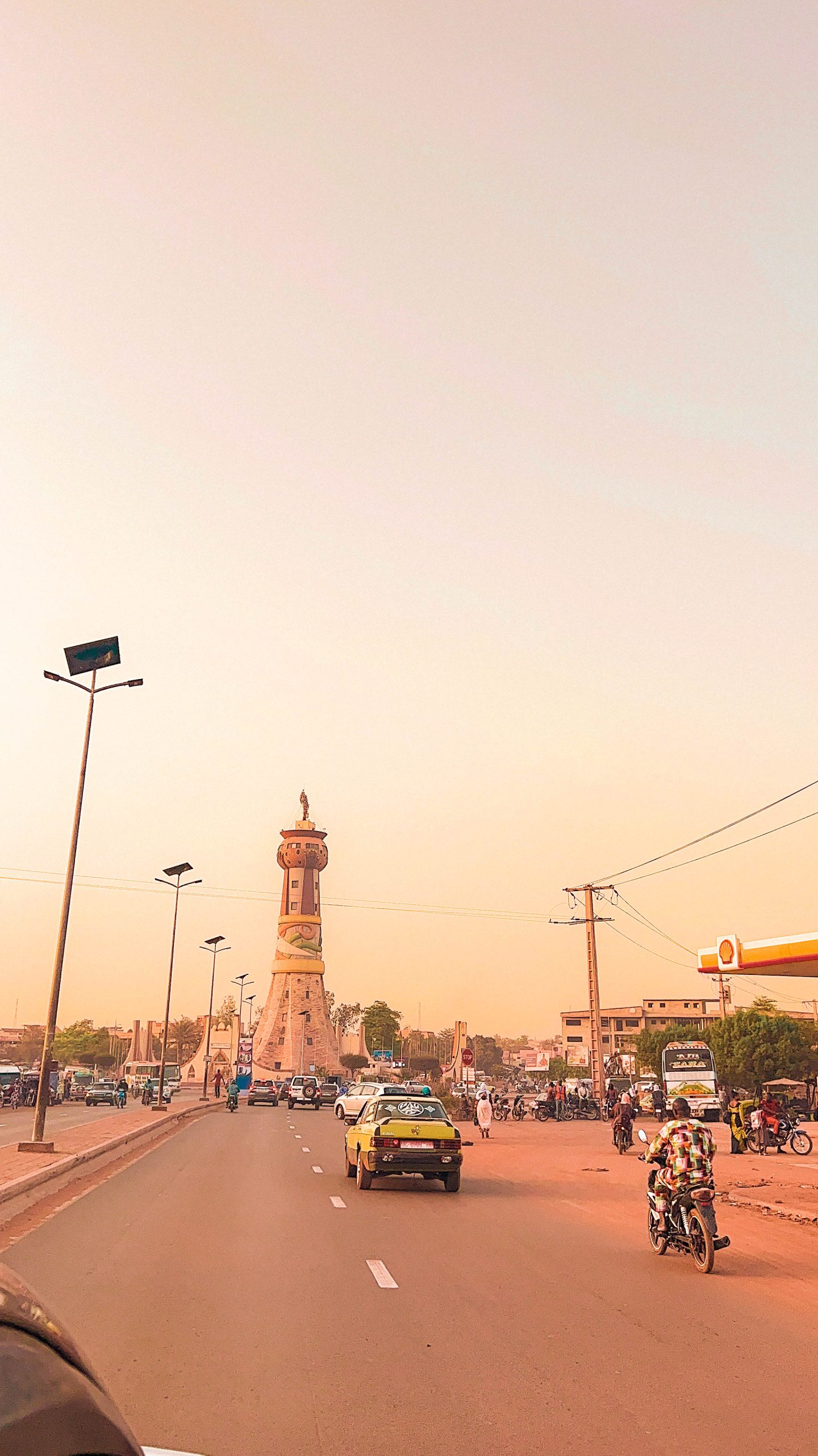 Monuments à Bamako : La tour d'Afrique